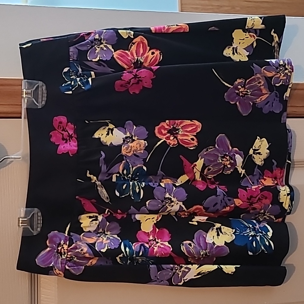 Candies Black Floral Skirt, Size 3 Juniors